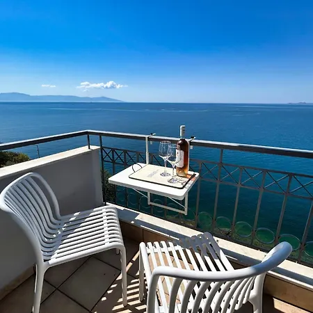 Apartment Horizon Sense